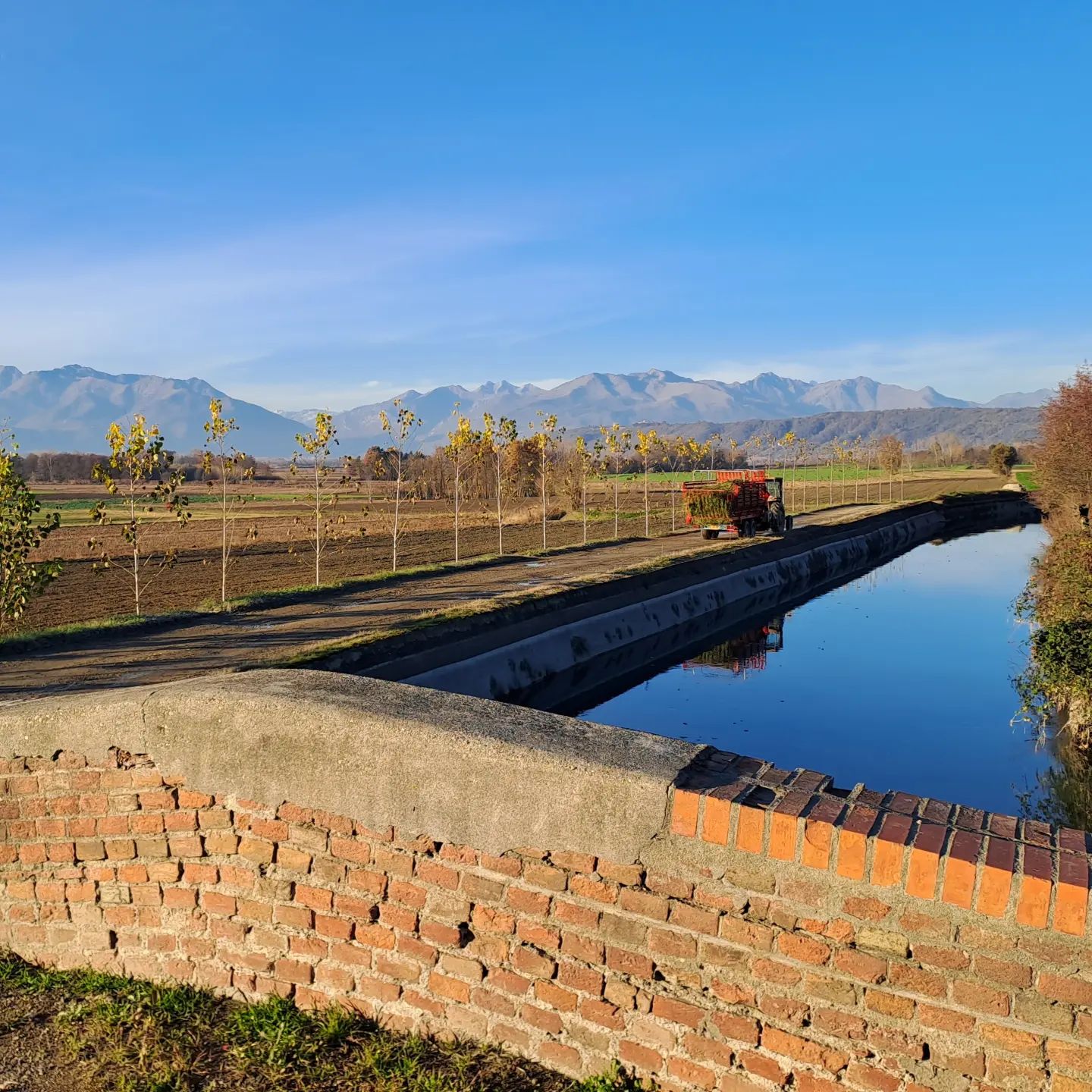 #landacapephotography #landscapes #nature #naturelovers #naturephotography #canavese #moncrivello #viveremoncrivello #piemonte #piedmont #italy🇮🇹 #italy #piemont #vercelli #ピエモンテ #イタリア #italien #italie #italië #moncravel #vercellese