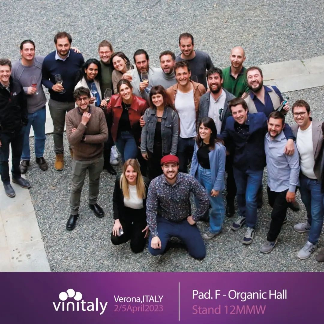 Dal 2 al 5 aprile ci trovate al @vinitalyofficial 2023 con e grazie ai @giovani_vignaioli_canavesani.
Al Padiglione F "Organic Hall" - Stand 12MMW.  Erbalù in particolare sarà in presenza lunedì 3 aprile 🙂 🥂 🍾

#micromegawines #iandagata #vinitaly2023 #gvc_canavese #biancalus #dea_erbalù #dea