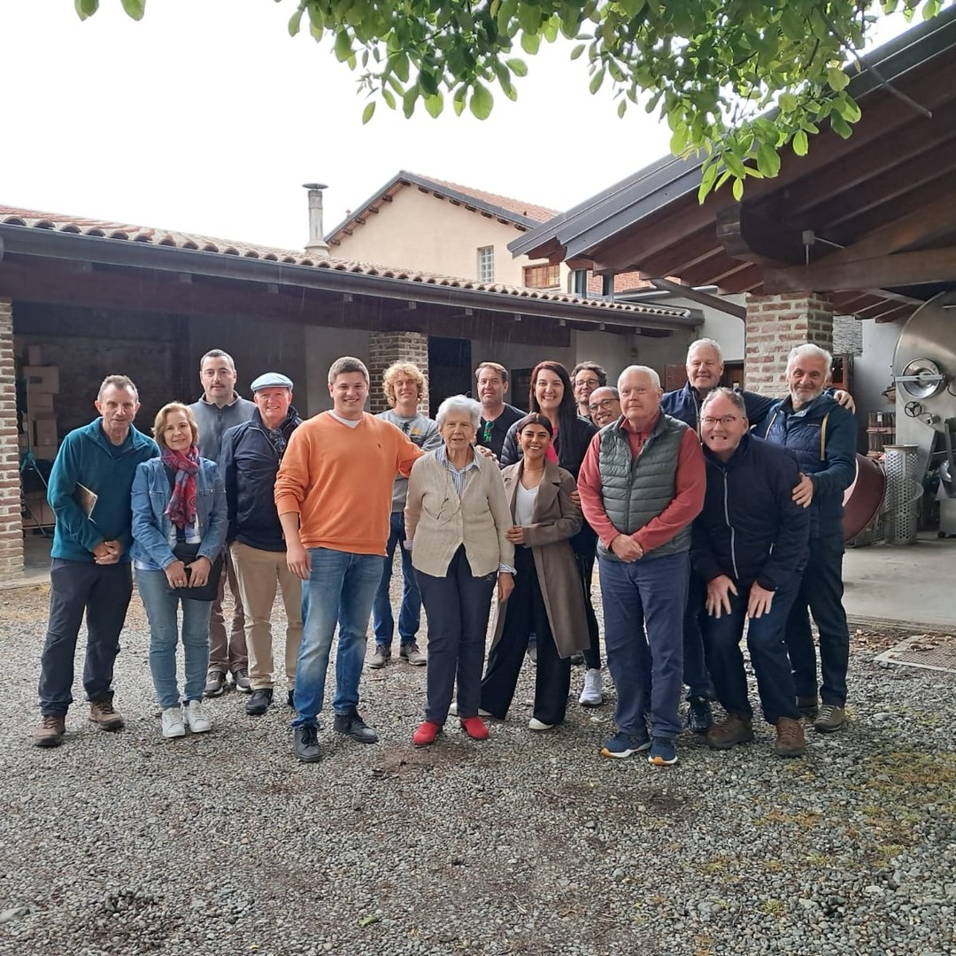 Glad to be part of the Nebbiolo Nirvana Tour of @etherealwines (where we presented our Erbaluce 😊) from #Australia 🇦🇺
Thanks Rody and @platinettiguido that hosted us with @murajecarema 

#nebbiolonirvanatour #nebbiolo #winelovers 
#altopiemonte #nebbiolo #ghemme
#erbaluce #erbalucedicaluso 

#piemonte #piemont #piedmont
#italy🇮🇹 #italia 
#ピエモンテ #イタリア#italie #italien #피에몬테 #이탈리아